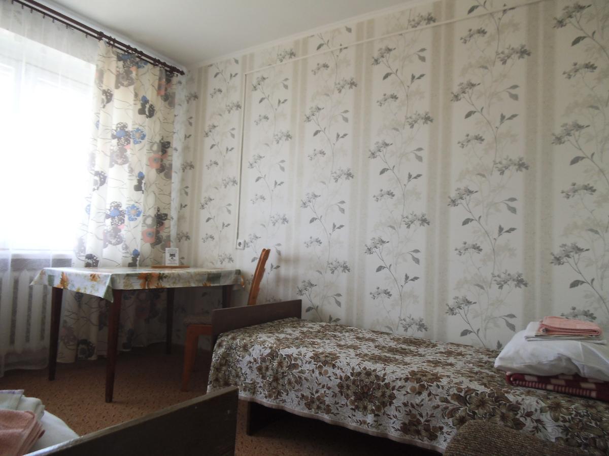 Circus Hotel Gomel Esterno foto